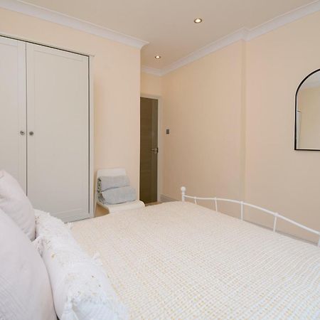 Stylish 4Bed 2 Bath, Nw London Large Apartment Zewnętrze zdjęcie