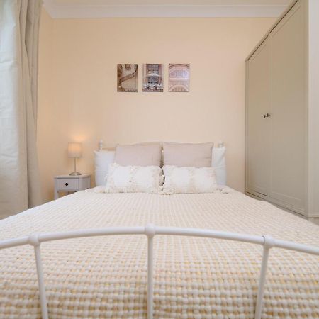 Stylish 4Bed 2 Bath, Nw London Large Apartment Zewnętrze zdjęcie