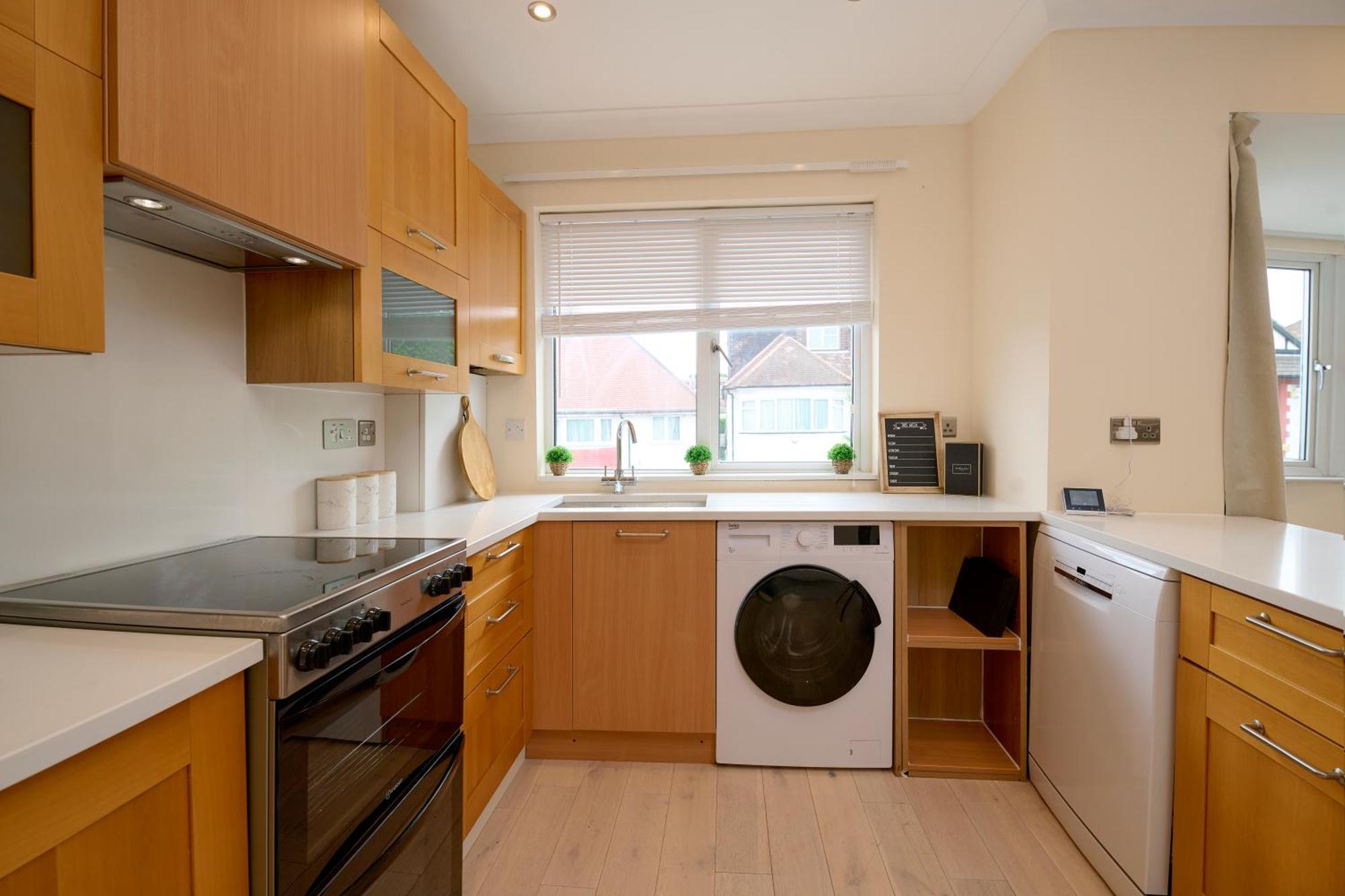 Stylish 4Bed 2 Bath, Nw London Large Apartment Zewnętrze zdjęcie
