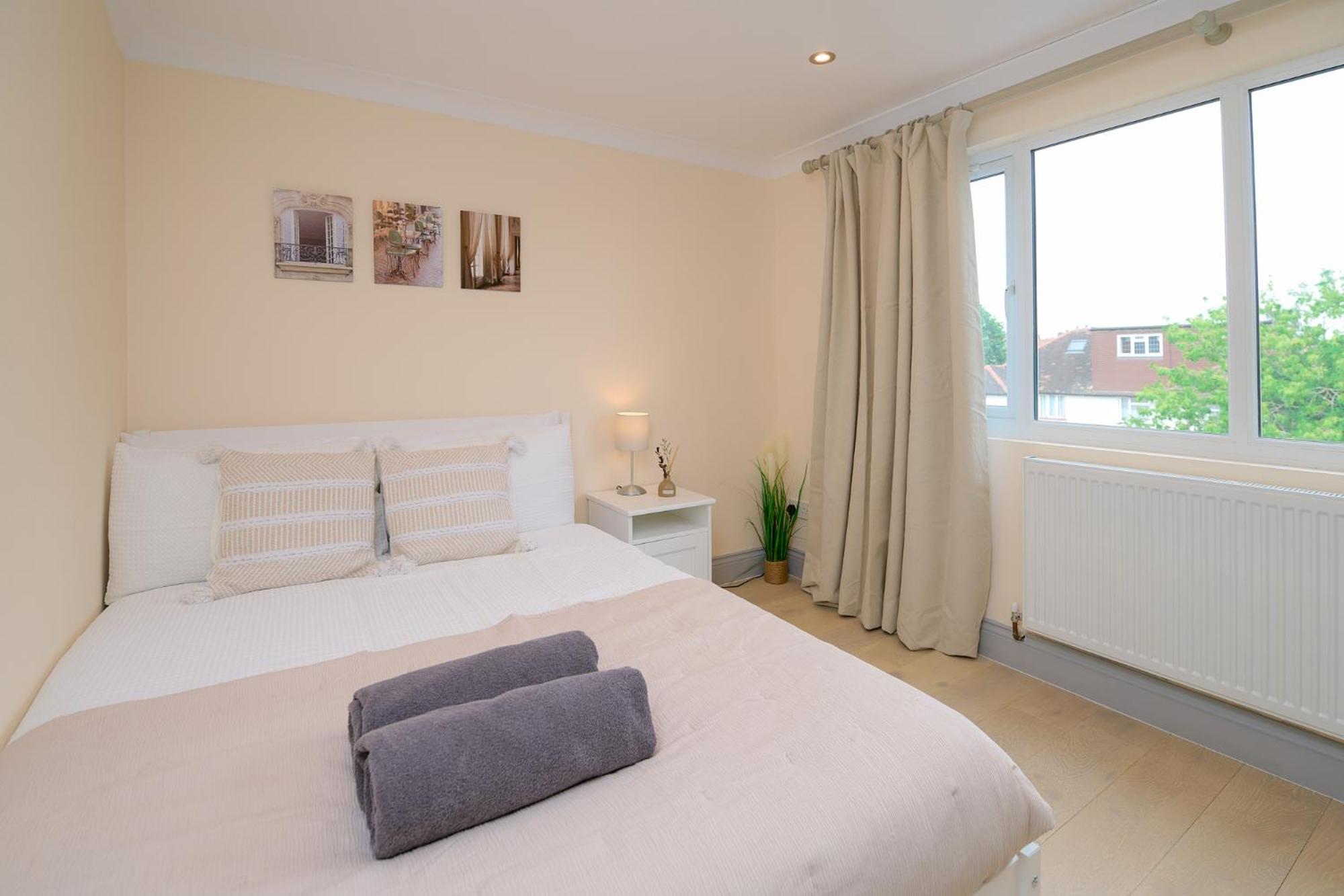 Stylish 4Bed 2 Bath, Nw London Large Apartment Zewnętrze zdjęcie